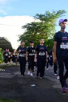 Runner Photo 1622029