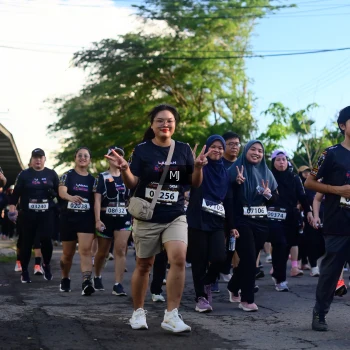 Runner Photo 1622121