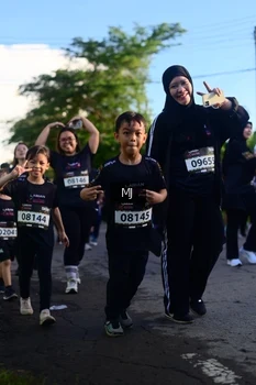 Runner Photo 1622249