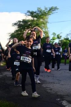 Runner Photo 1622250