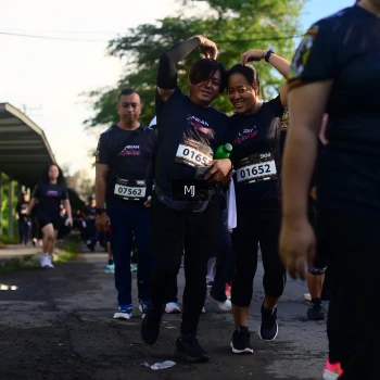 Runner Photo 1622295