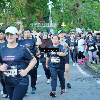 Runner Photo 1622312