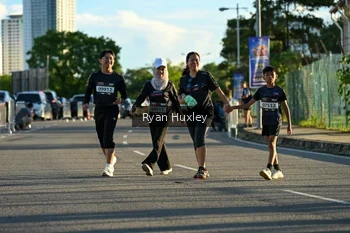 Runner Photo 1622384