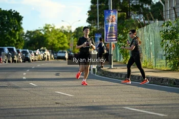 Runner Photo 1622466