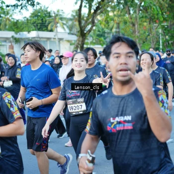 Runner Photo 1622494