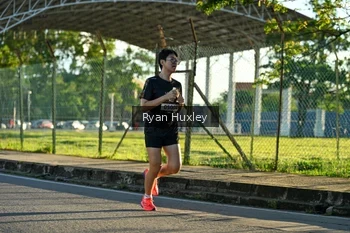 Runner Photo 1622495