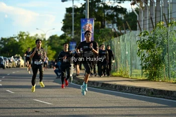 Runner Photo 1622520