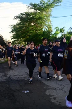 Runner Photo 1622548