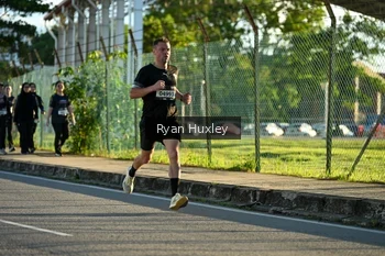 Runner Photo 1622618