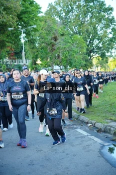 Runner Photo 1622683