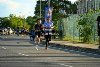 Runner Photo 1622699