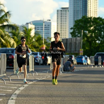 Runner Photo 1622718