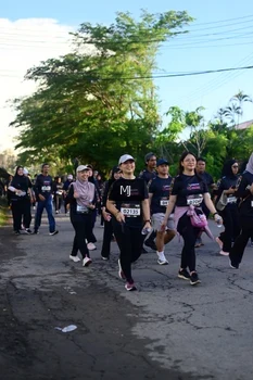 Runner Photo 1622726