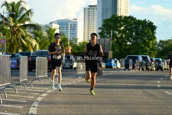 Runner Photo 1622737