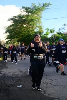 Runner Photo 1622827