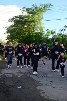 Runner Photo 1622843