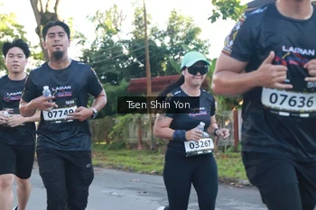 Runner Photo 1622853