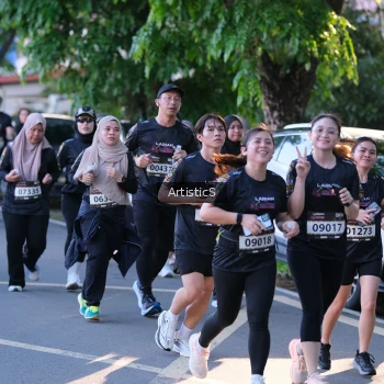 Runner Photo 1622882