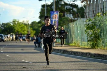 Runner Photo 1622950