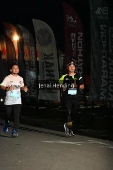 Runner Photo 1622984