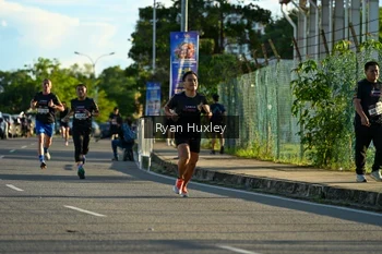 Runner Photo 1623008