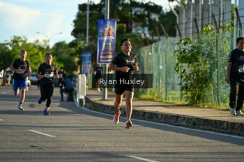 Runner Photo 1623018