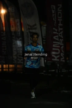 Runner Photo 1623041