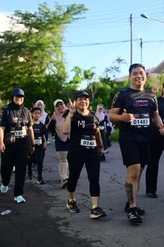 Runner Photo 1623068