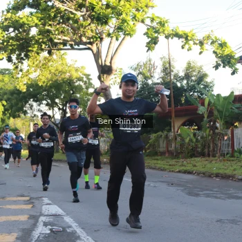 Runner Photo 1623289