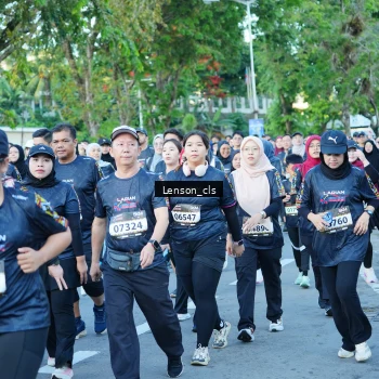Runner Photo 1623305
