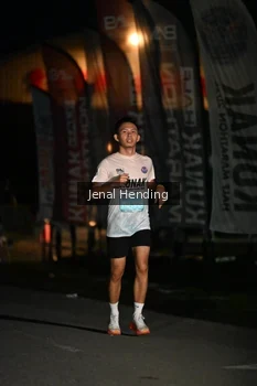 Runner Photo 1623339