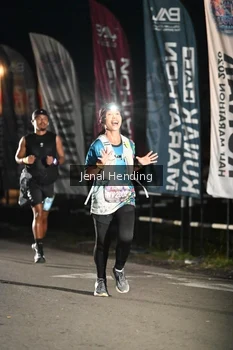 Runner Photo 1623413