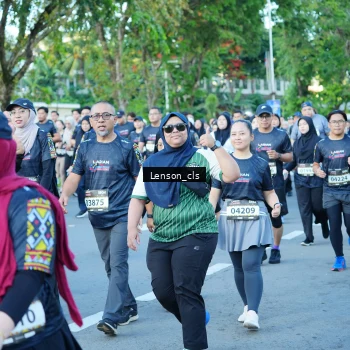 Runner Photo 1623426