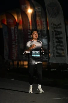 Runner Photo 1623511