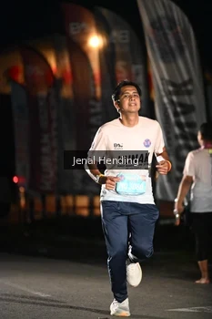 Runner Photo 1623579