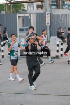 Runner Photo 1623798