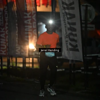 Runner Photo 1623898