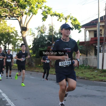 Runner Photo 1623899