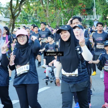Runner Photo 1624018