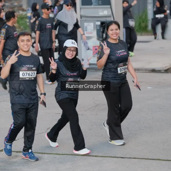 Runner Photo 1624089