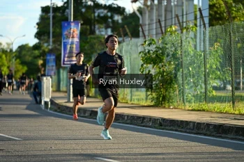 Runner Photo 1624120