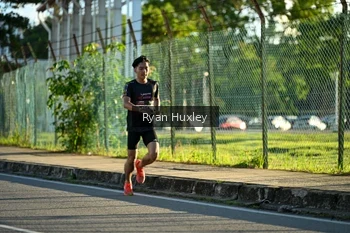 Runner Photo 1624127