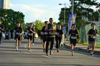 Runner Photo 1624206