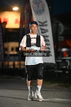 Runner Photo 1624231