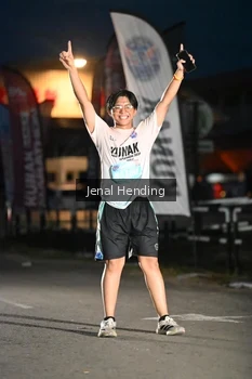 Runner Photo 1624252