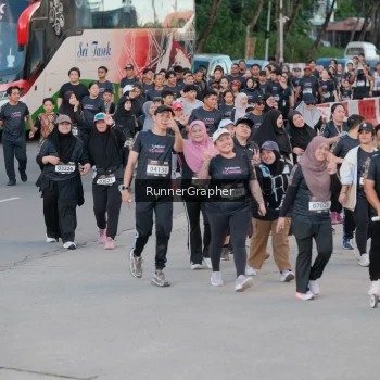 Runner Photo 1624264