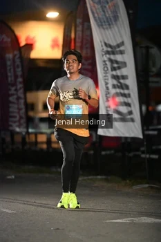 Runner Photo 1624285