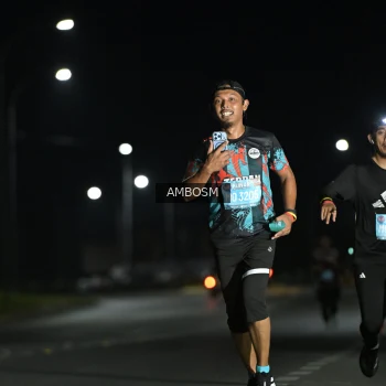 Runner Photo 1624350