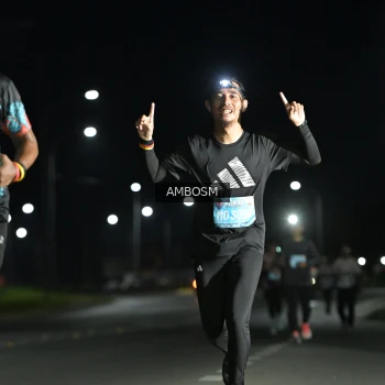 Runner Photo 1624379