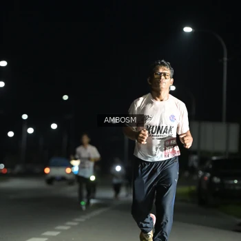 Runner Photo 1624435